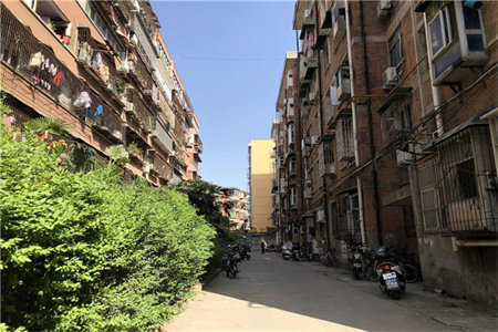 出售泰安樱桃园景区常家庄东3室2厅1卫126平毛坯房