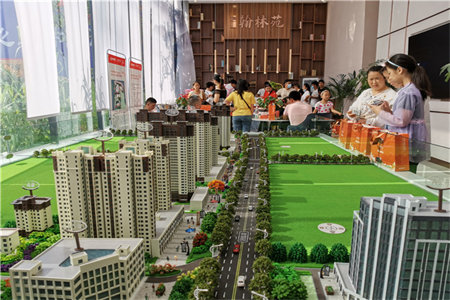 东平名仕佳苑房屋出售，简单装修地理位置佳